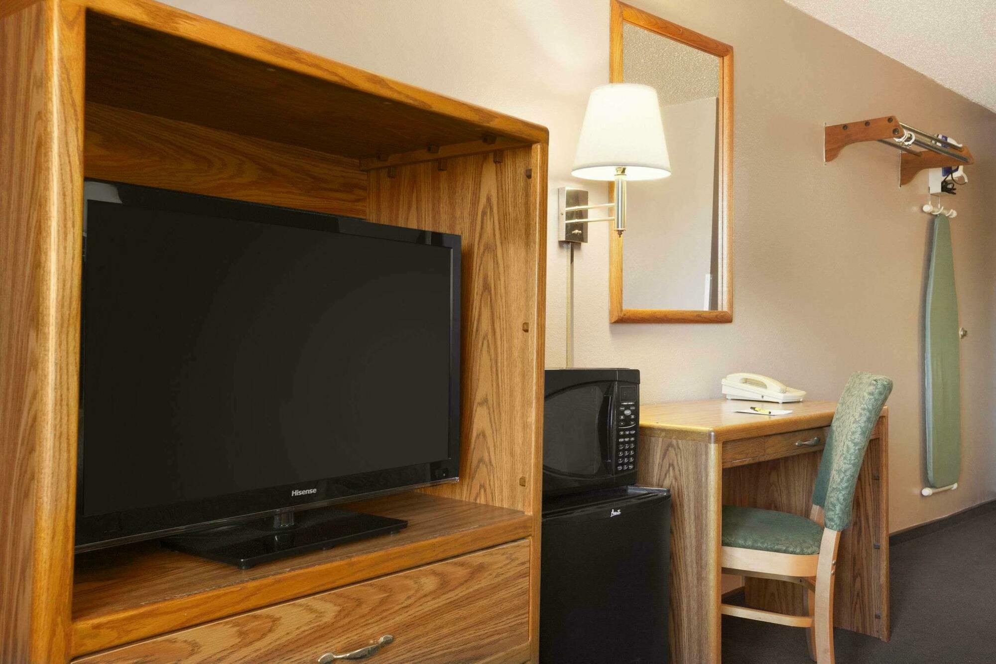 Super 8 By Wyndham North Platte Motell Exteriör bild
